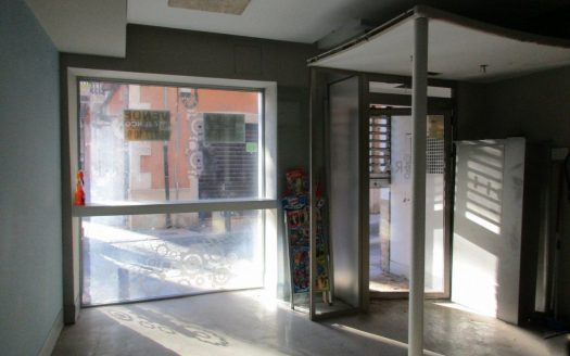 LOCAL COMERCIAL REFORMADO, CÉNTRICO Y CON MUCHO ENCANTO