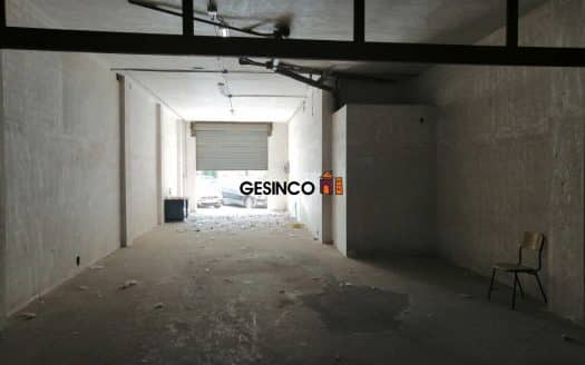 LOCAL COMERCIAL CON GRAN VISIBILIDAD