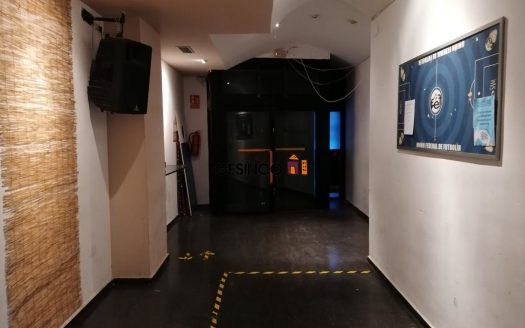LOCAL COMERCIAL EN VENTA EN ONTINYENT – JUNTO AL CENTRO COMERCIAL