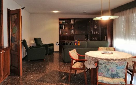 PISO EN VENTA EN ONTINYENT JUNTO A PARQUE