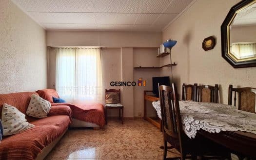 VIVIENDA CON ASCENSOR CON UBICACIÓN CÉNTRICA