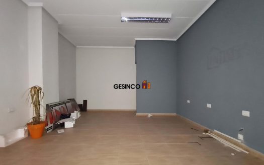 LOCAL COMERCIAL ACONDICIONADO PARA OFICINAS O COMERCIO