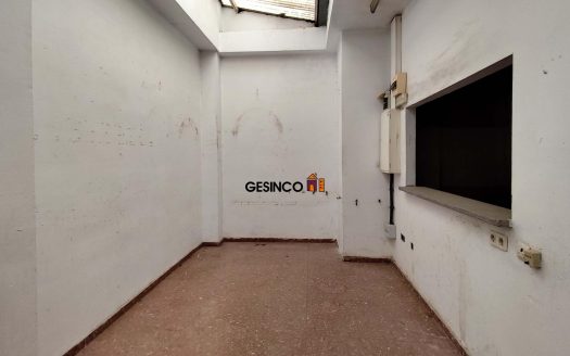 LOCAL COMERCIAL CON SALIDA DE HUMOS EN ONTINYENT