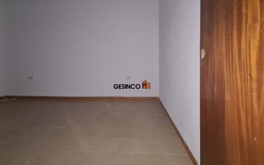 LOCAL COMERCIAL ACONDICIONADO PARA OFICINAS O COMERCIO