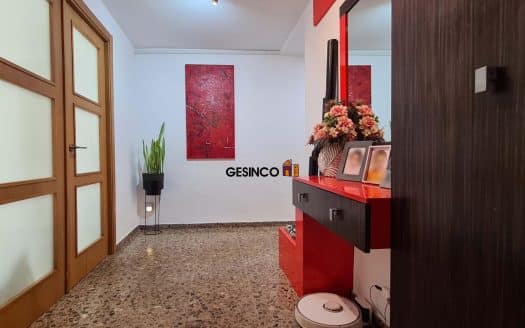 PISO CON ASCENSOR, GARAJE Y TRASTERO EN VENTA EN ONTINYENT