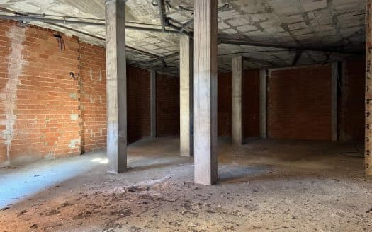 Tu proyecto empieza aquí — Local diáfano en calle Plus Ultra, Gandia