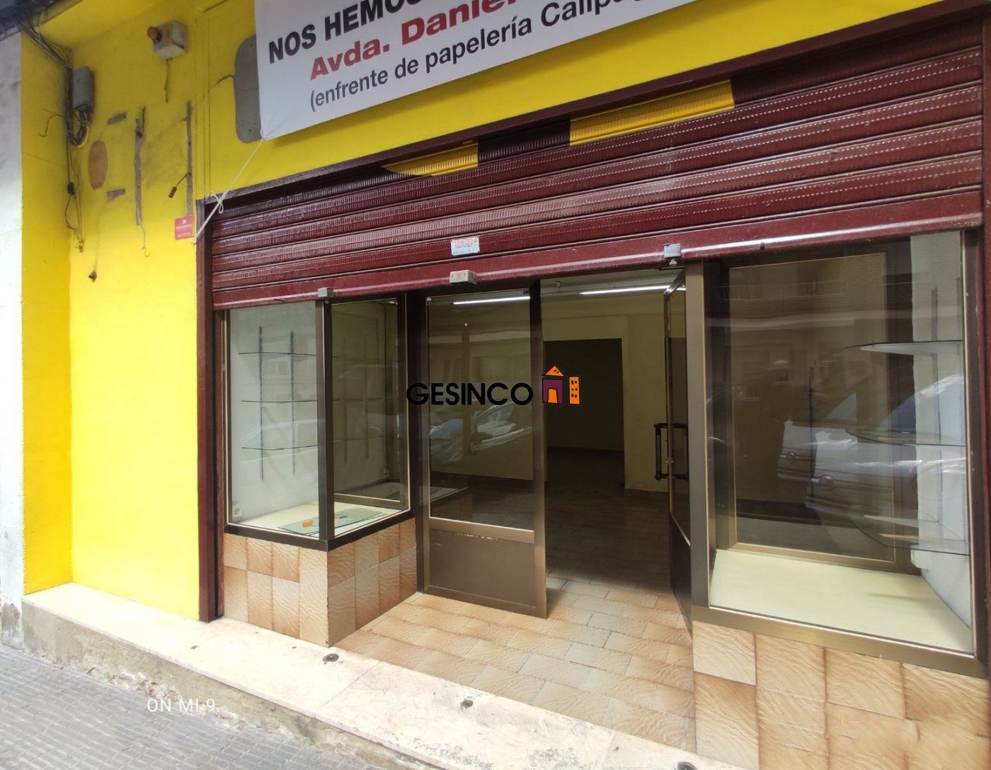 LOCAL COMERCIAL EN ALQUILER EN ONTINYENT – EN AMPLIA AVENIDA
