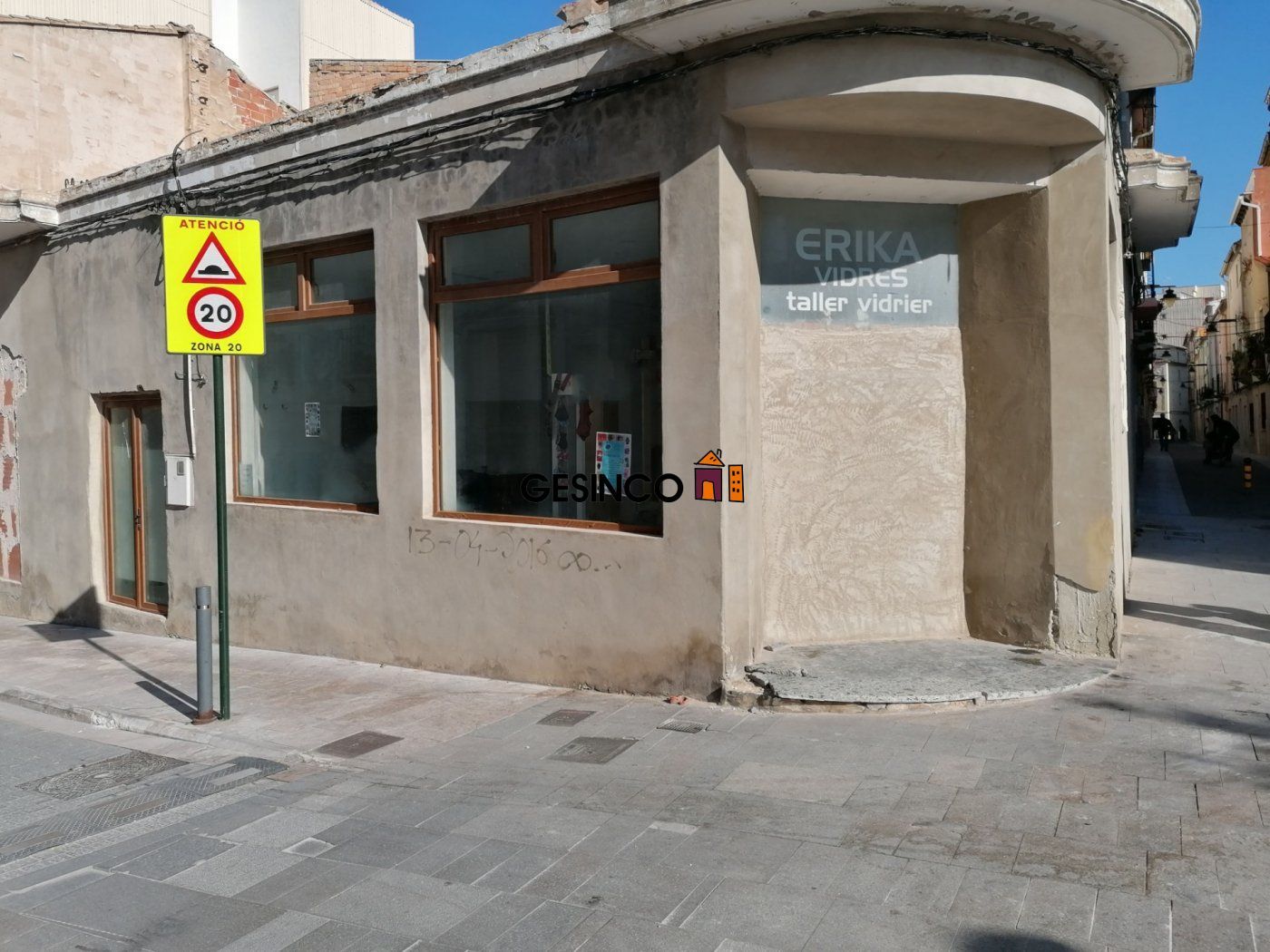 LOCAL COMERCIAL EN VENTA EN ONTINYENT – ZONA POBLE NOU
