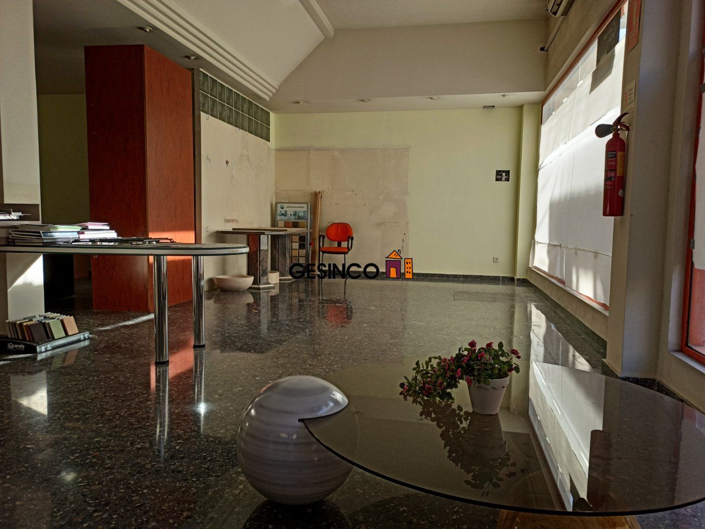 LOCAL COMERCIAL CHAFLÁN EN VENTA EN ONTINYENT – BARRIO SAN JOSÉ