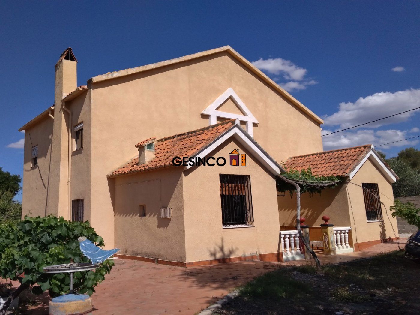 CHALET EN VENTA EN ONTINYENT – ZONA LA FAROLA