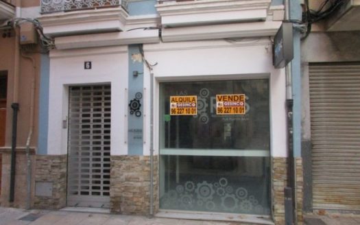 LOCAL COMERCIAL REFORMADO, CÉNTRICO Y CON MUCHO ENCANTO