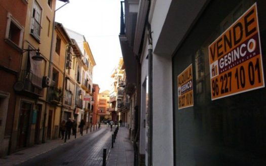 LOCAL COMERCIAL REFORMADO, CÉNTRICO Y CON MUCHO ENCANTO