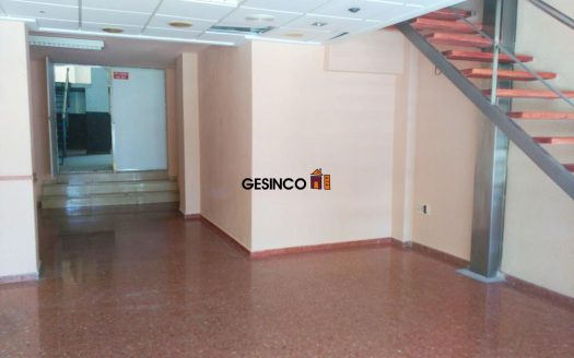LOCAL COMERCIAL EN ALQUILER EN ONTINYENT – AMPLIA AVENIDA