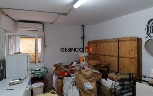 LOCAL COMERCIAL EN VENTA EN ONTINYENT – PANADERIA