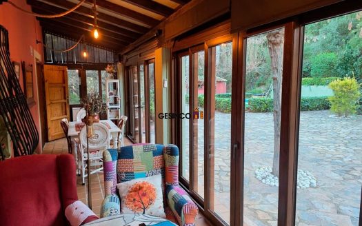 CHALET REFORMADO RODEADO DE NATURALEZA EN BIXQUERT