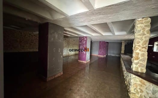 Local comercial en venta en Playa de Gandía – Oportunidad para reformar