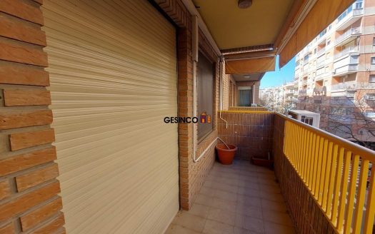 VIVIENDA EN TERCERA PLANTA CON ASCENSOR. PLAZA DE GARAJE OPCIONAL