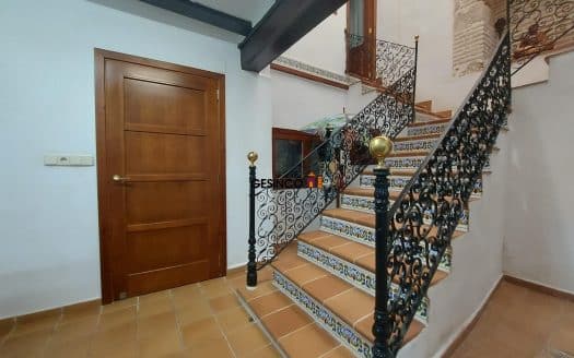 CASA HISTÓRICA CÉNTRICA, REFORMADA!! CON PATIO, TERRAZAS, JARDIN, PISCINA Y CON GARAJES!!