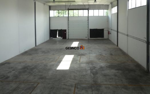 EXCELENTE NAVE INDUSTRIAL EN ALQUILER EN ONTINYENT