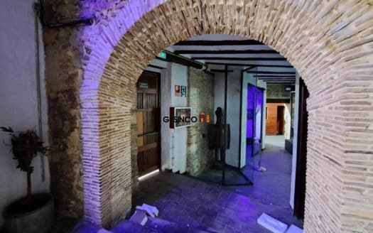 CASA O NEGOCIO…. SITUADO EN PLENO CORAZÓN DE XÀTIVA