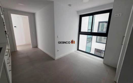 PISO EN SEGUNDA PLANTA SIN AMUEBLAR MUY CÉNTRICO