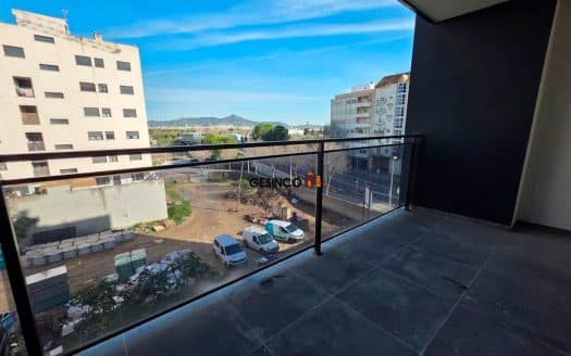 PISO EN TERCERA PLANTA CON ASCENSOR, GARAJE Y TRASTERO