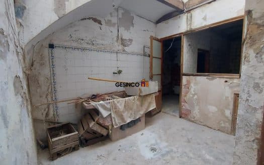 CASA PARA EJECUTAR INTERIORMENTE. ¡¡TERMÍNALA A TU GUSTO!!