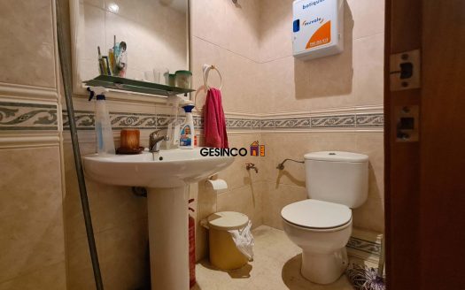 LOCAL COMERCIAL EN BUEN ESTADO EN VENTA EN ONTINYENT