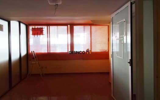 LOCAL COMERCIAL EN PLANTA ENTRESUELO EN VENTA Y ALQUILER