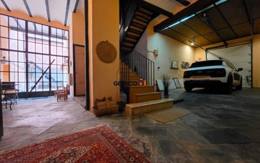 EXCELENTE CASA EN EL CASCO ANTIGUO EN VENTA O ALQUILER