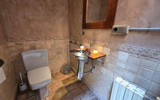 EXCELENTE CASA EN EL CASCO ANTIGUO EN VENTA O ALQUILER