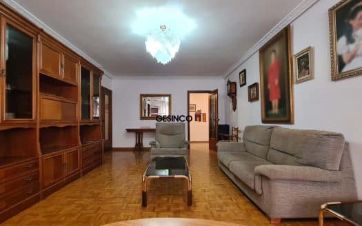 VIVIENDA EN AMPLIA AVENIDA EN VENTA EN ONTINYENT