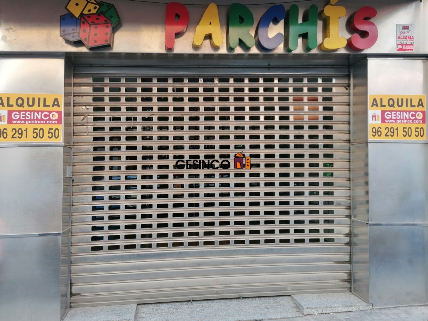 LOCAL COMERCIAL TOTALMENTE ACONDICIONADO