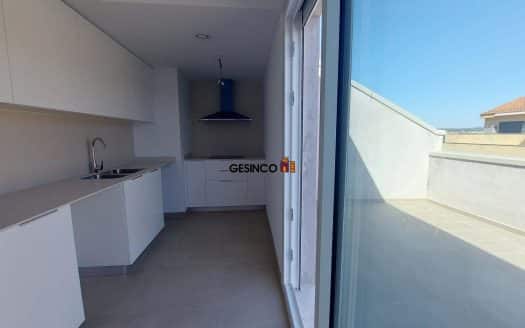 ÁTICO DE OBRA NUEVA CON TRASTERO INCLUIDO