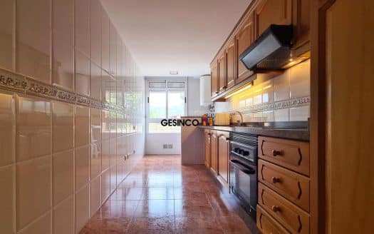 PISO CON GARAJE EN ALQUILER EN ONTINYENT