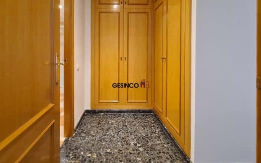 PISO CON GARAJE EN ALQUILER EN ONTINYENT