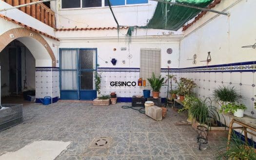 CASA PARA REFORMA EN VENTA EN AIELO DE MALFERIT