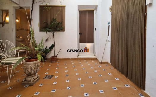 CASA EN VENTA EN AIELO DE MALFERIT