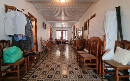 CASA EN VENTA EN AIELO DE MALFERIT
