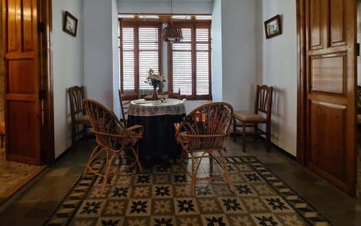 CASA EN VENTA EN AIELO DE MALFERIT