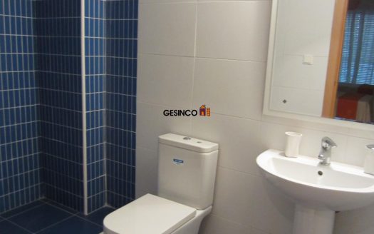 BONITO PISO AMUEBLADO EN ALQUILER