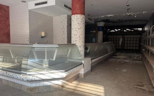 Gran local comercial de 500 m² con doble acceso y excelente ubicación en Gandia