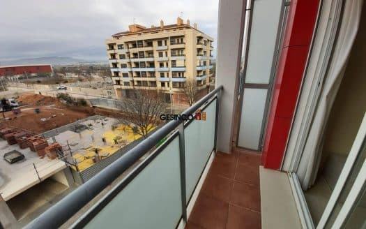 PISO EN TERCERA PLANTA CON GARAJE