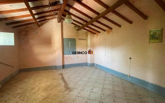 CHALET PARA REFORMAR SOBRE PARCELA URBANA