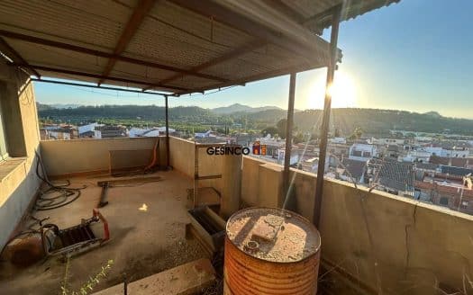 CASA PARA REFORMA INTEGRAL EN MANUEL