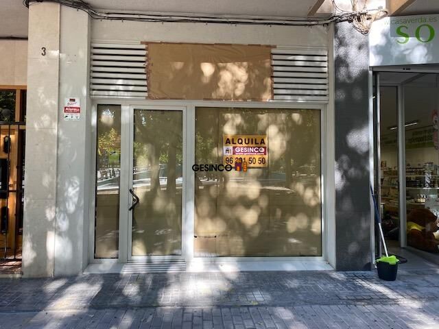 LOCAL COMERCIAL EN ALQUILER EN ONTINYENT – EN BUEN ESTADO