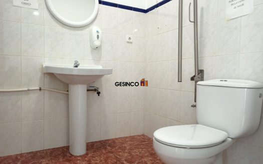 LOCAL COMERCIAL EN ALQUILER EN ONTINYENT – EN BUEN ESTADO