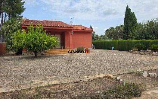 PRECIOSO CHALET EN VENTA EN ONTINYENT